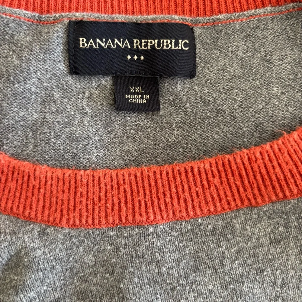 Vintage Banana Republic Gray and Red Crewneck Sweater